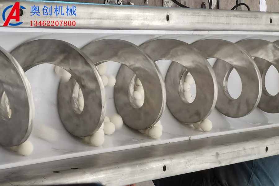 雙軸與無(wú)軸螺旋輸送機的特點(diǎn)